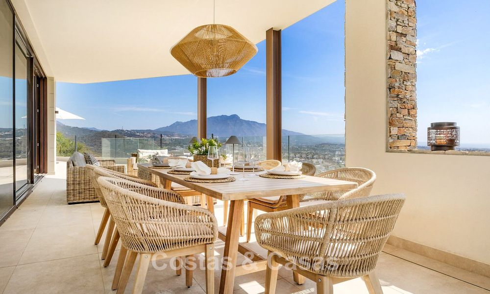 Instapklare luxevilla met moderne architectuur en panoramisch zeezicht te koop in Marbella - Benahavis 788956