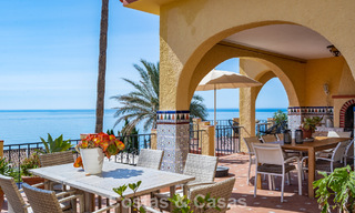 Authentieke Mediterrane villa met een modern interieur en magnifiek zeezicht te koop in Estepona West 788967 