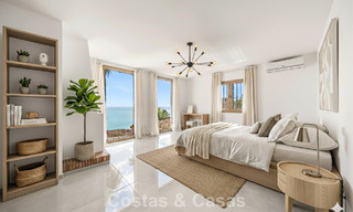 Authentieke Mediterrane villa met een modern interieur en magnifiek zeezicht te koop in Estepona West 789014 