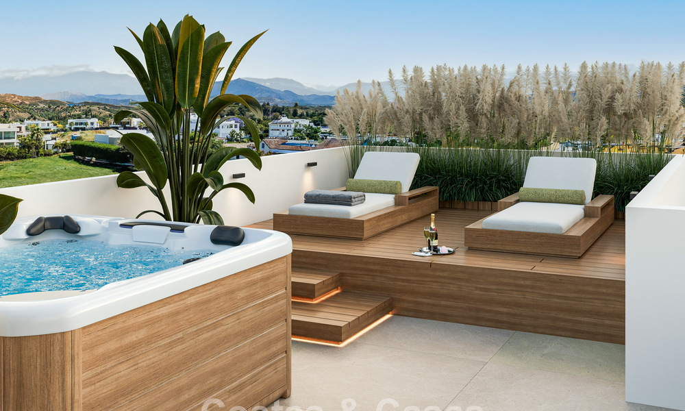 Luxueus gerenoveerde, modern-mediterrane luxevilla te koop in het hart van Nueva Andalucia, Marbella 789046