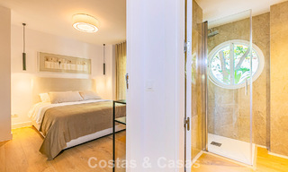 Gerenoveerd appartement te koop op loopafstand van lokale voorzieningen en Puerto Banus in Nueva Andalucia, Marbella 789351 