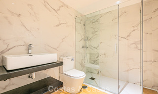 Gerenoveerd appartement te koop op loopafstand van lokale voorzieningen en Puerto Banus in Nueva Andalucia, Marbella 789360 