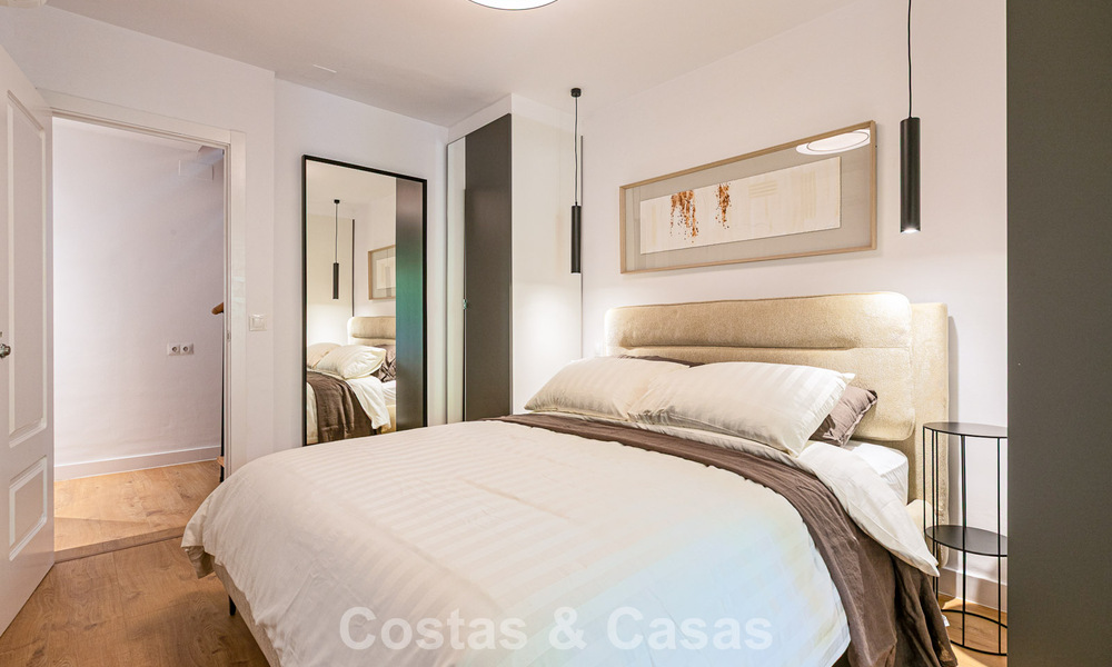 Gerenoveerd appartement te koop op loopafstand van lokale voorzieningen en Puerto Banus in Nueva Andalucia, Marbella 789362