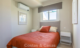 Duplex penthouse met zeezicht te koop op loopafstand van alle voorzieningen en Puerto Banus in Nueva Andalucia, Marbella 789322 