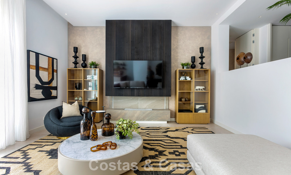 Instapklare, luxevilla met minimalistische architectuur te koop op de New Golden Mile tussen Marbella en Estepona 789679