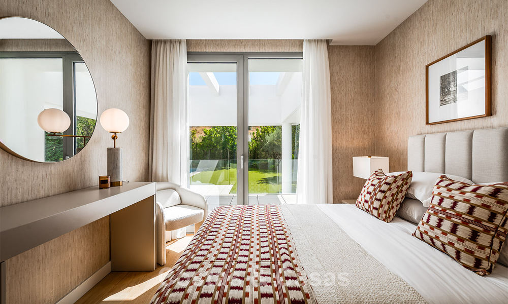Instapklare, luxevilla met minimalistische architectuur te koop op de New Golden Mile tussen Marbella en Estepona 789686