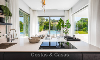 Instapklare, luxevilla met minimalistische architectuur te koop op de New Golden Mile tussen Marbella en Estepona 789694 