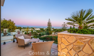 Exclusieve hedendaagse luxevilla te koop binnen een beveiligde gemeenschap in La Quinta, Benahavis - Marbella 789399 