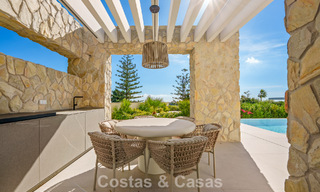 Exclusieve hedendaagse luxevilla te koop binnen een beveiligde gemeenschap in La Quinta, Benahavis - Marbella 789446 