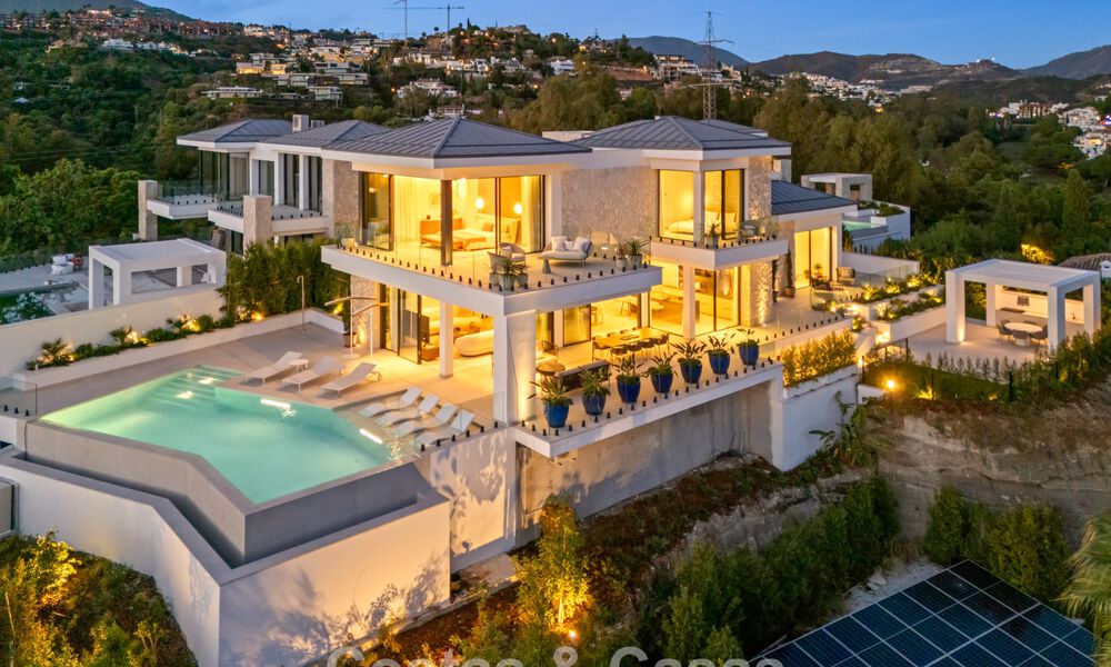 Modern-Mediterrane luxevilla te koop binnen een gated toonaangevende gemeenschap in La Quinta, Benahavis - Marbella 789459