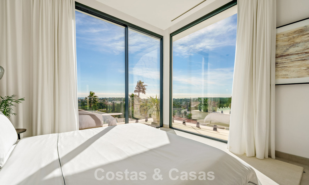 Modern-Mediterrane luxevilla te koop binnen een gated toonaangevende gemeenschap in La Quinta, Benahavis - Marbella 789480