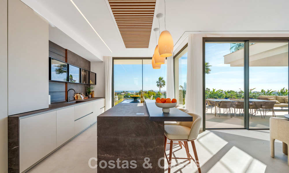 Modern-Mediterrane luxevilla te koop binnen een gated toonaangevende gemeenschap in La Quinta, Benahavis - Marbella 789496