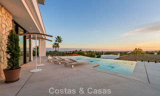 Modern-Mediterrane luxevilla te koop binnen een gated toonaangevende gemeenschap in La Quinta, Benahavis - Marbella 789509 