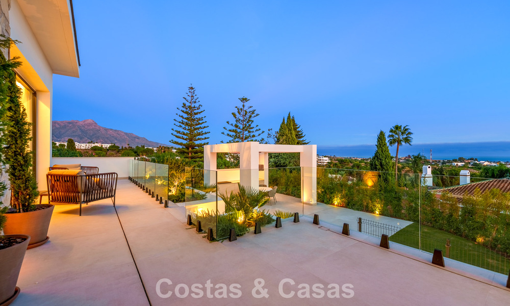 Modern-Mediterrane luxevilla te koop binnen een gated toonaangevende gemeenschap in La Quinta, Benahavis - Marbella 789518
