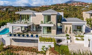 Modern-Mediterrane luxevilla te koop binnen een gated toonaangevende gemeenschap in La Quinta, Benahavis - Marbella 789521 