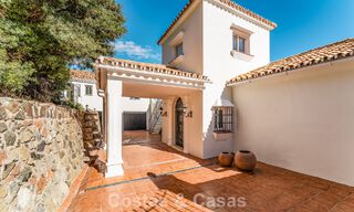 Elegante Andalusische luxevilla met tijdloze charme te koop in El Madroñal, Marbella - Benahavis 789530 