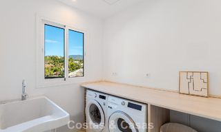 Elegante Andalusische luxevilla met tijdloze charme te koop in El Madroñal, Marbella - Benahavis 789536 