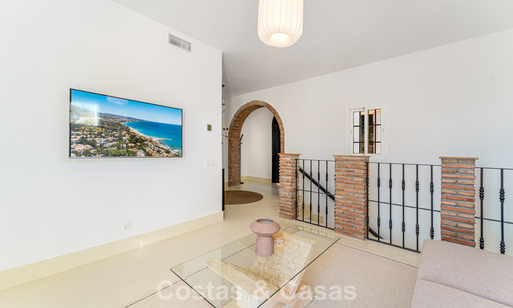 Elegante Andalusische luxevilla met tijdloze charme te koop in El Madroñal, Marbella - Benahavis 789547