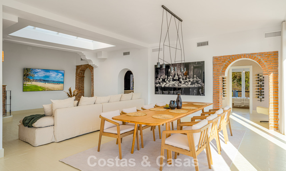 Elegante Andalusische luxevilla met tijdloze charme te koop in El Madroñal, Marbella - Benahavis 789559