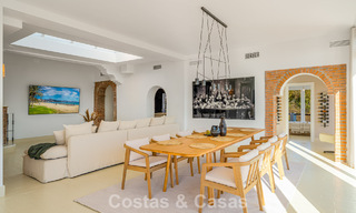 Elegante Andalusische luxevilla met tijdloze charme te koop in El Madroñal, Marbella - Benahavis 789559 
