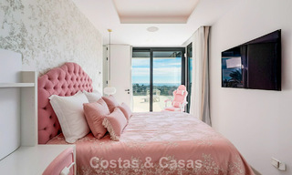 Instapklaar, state-of-the-art designervilla met panoramische vergezichten te koop in Marbella - Benahavis 789614 