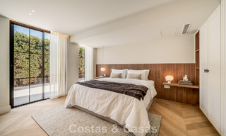 Modern-Mediterrane villa met zeezicht te koop in een geprefereerde wijk van Nueva Andalucia, Marbella 789670 