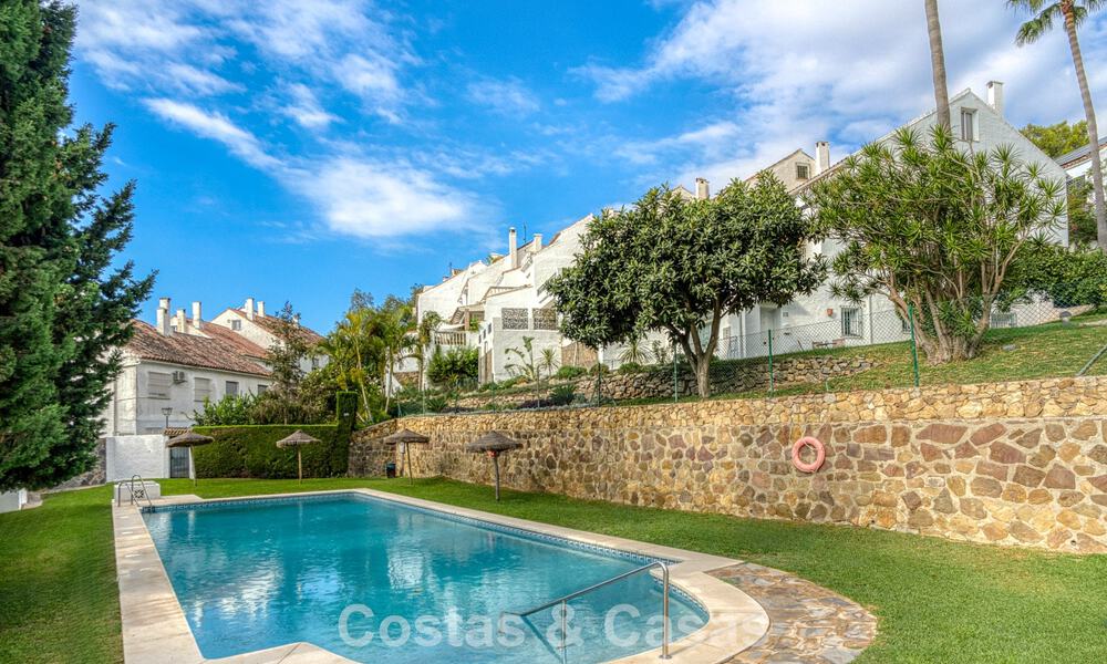 Ruim herenhuis te koop in een charmante gated community aan de Golden Mile van Marbella 789956