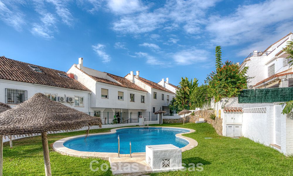 Ruim herenhuis te koop in een charmante gated community aan de Golden Mile van Marbella 789957