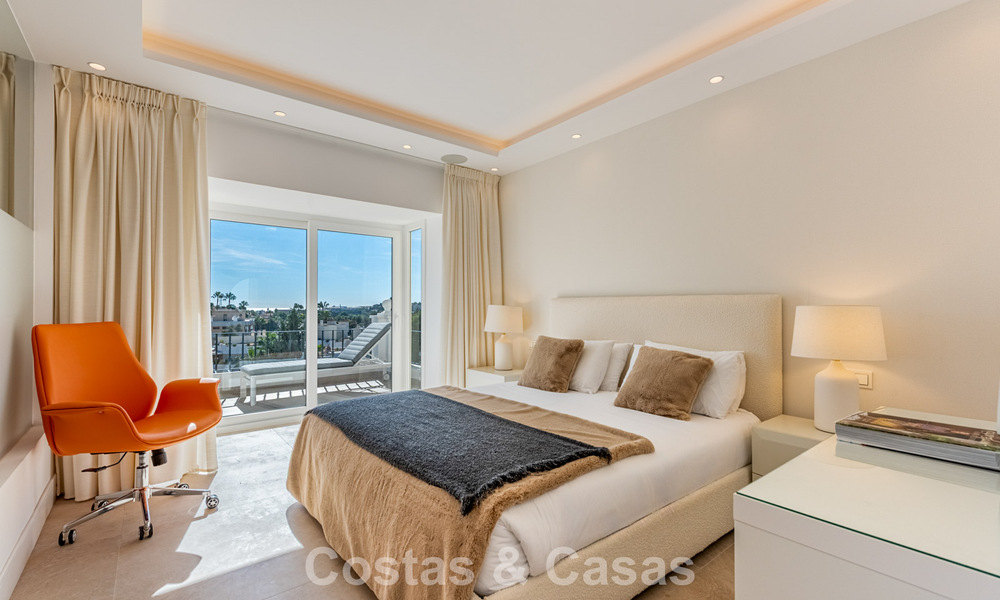 Ruim, modern gerenoveerde rijwoning te koop in het hartje van Nueva Andalucia’s golfvallei, Marbella 789992