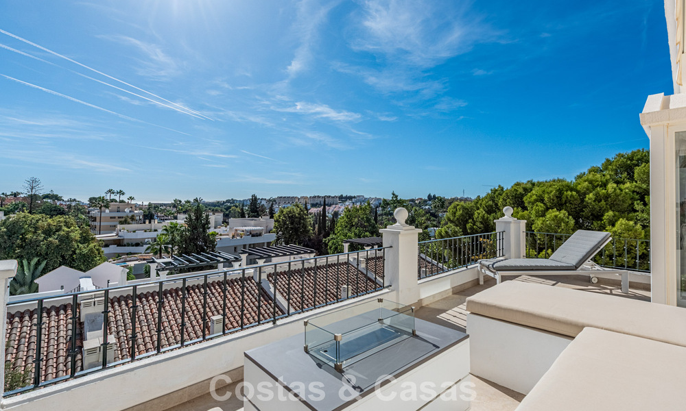 Ruim, modern gerenoveerde rijwoning te koop in het hartje van Nueva Andalucia’s golfvallei, Marbella 789997