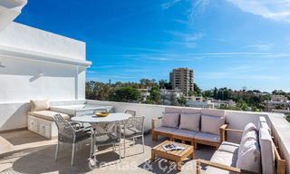 Ruim, modern gerenoveerde rijwoning te koop in het hartje van Nueva Andalucia’s golfvallei, Marbella 789999 