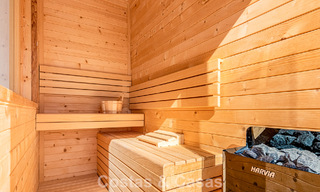 Ruim, modern gerenoveerde rijwoning te koop in het hartje van Nueva Andalucia’s golfvallei, Marbella 790001 