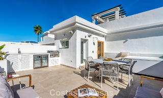 Ruim, modern gerenoveerde rijwoning te koop in het hartje van Nueva Andalucia’s golfvallei, Marbella 790002 