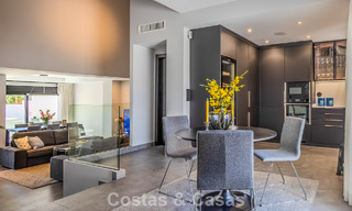 Ruim Spaans herenhuis te koop met een modern interieur in de Aloha-Golf gemeenschap in Nueva Andalucia, Marbella 790167 