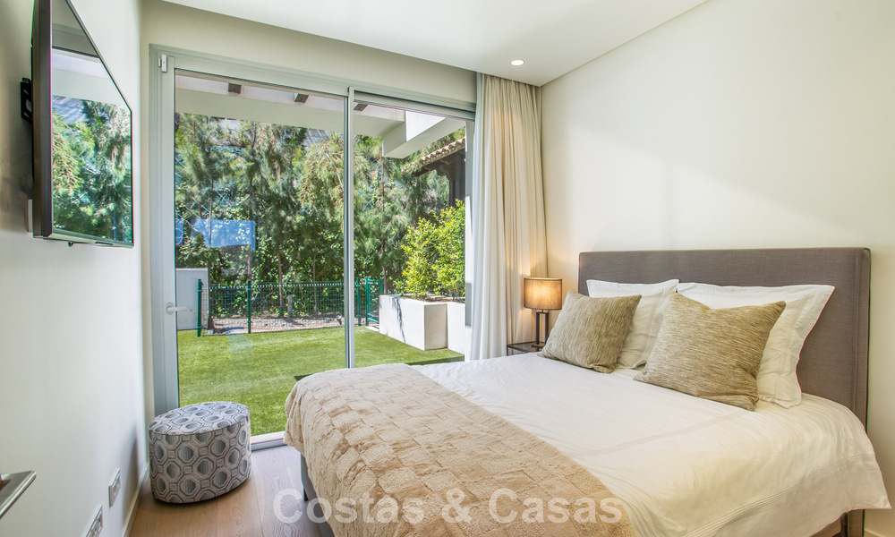 Stijlvol 3-slaapkamer appartement te koop met panoramisch zeezicht in een gated resort in Benahavis - Marbella 790144