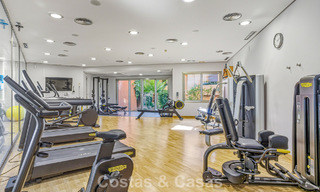 Instapklaar, gemoderniseerd penthouse te koop in een luxueus complex aan de Golden Mile van Marbella 790087 