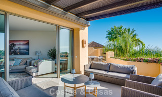 Instapklaar, gemoderniseerd penthouse te koop in een luxueus complex aan de Golden Mile van Marbella 790095 