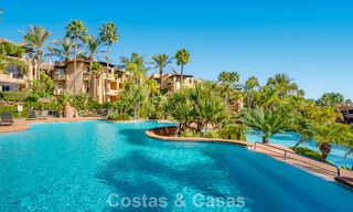 Instapklaar, gemoderniseerd penthouse te koop in een luxueus complex aan de Golden Mile van Marbella 790100 