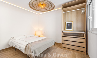 Charmant rijhuis met eigentijds interieur te koop, op loopafstand van het strand en het centrum van San Pedro, Marbella 790068 
