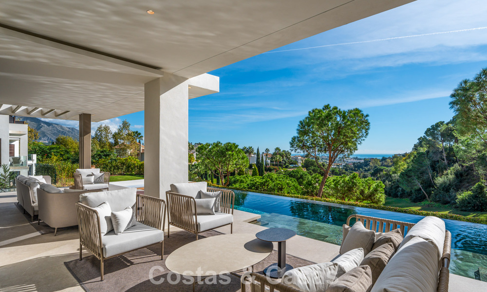 Indrukwekkende luxevilla met golf- en zeezicht te koop in La Quinta, Benahavis - Marbella 790199