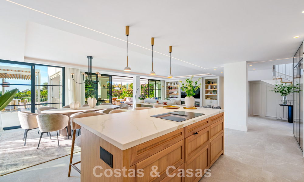 Eersteklas gerenoveerde luxevilla te koop, in een geprefereerde gemeenschap in La Quinta, Marbella - Benahavis 790223