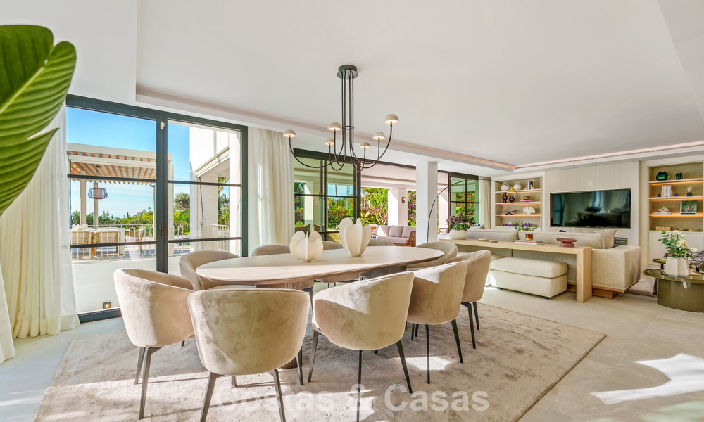 Eersteklas gerenoveerde luxevilla te koop, in een geprefereerde gemeenschap in La Quinta, Marbella - Benahavis 790224