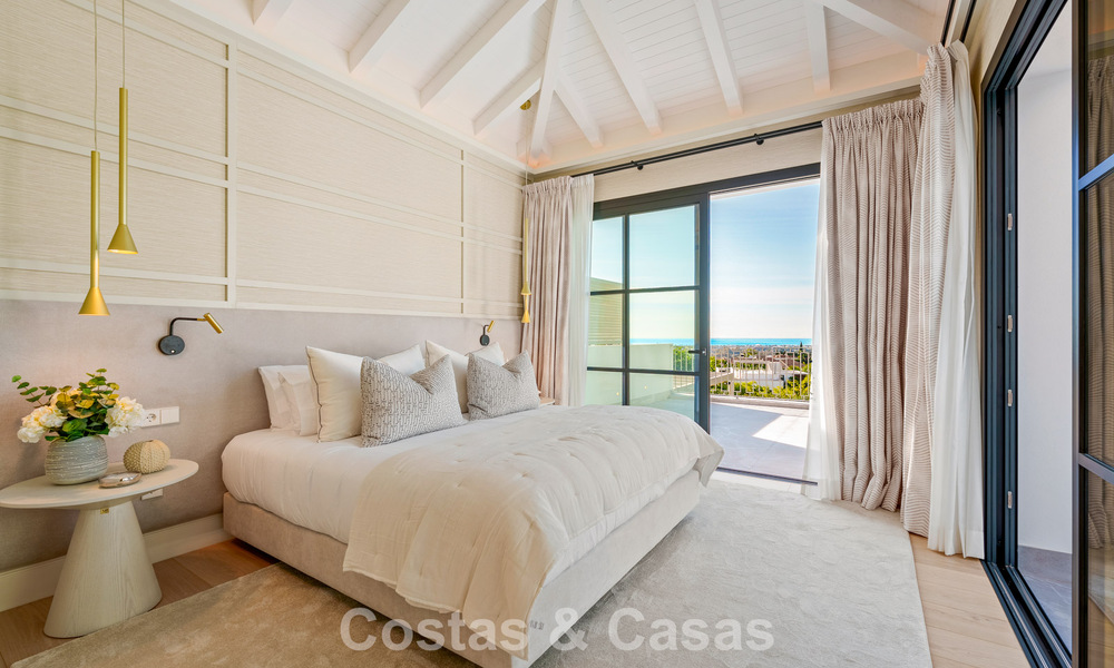 Eersteklas gerenoveerde luxevilla te koop, in een geprefereerde gemeenschap in La Quinta, Marbella - Benahavis 790227