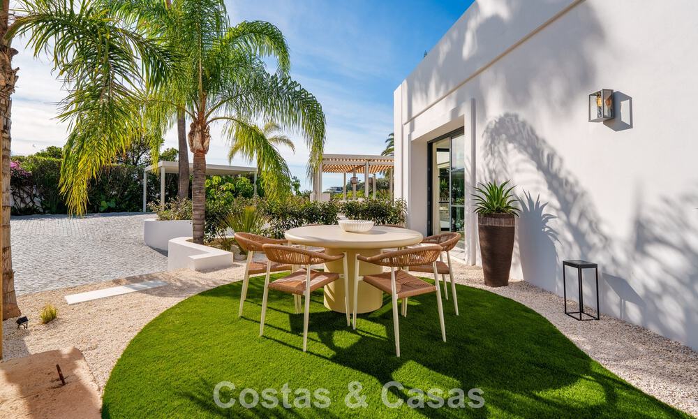 Eersteklas gerenoveerde luxevilla te koop, in een geprefereerde gemeenschap in La Quinta, Marbella - Benahavis 790251