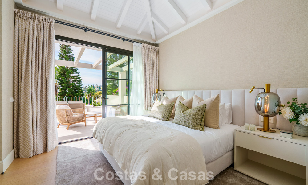 Eersteklas gerenoveerde luxevilla te koop, in een geprefereerde gemeenschap in La Quinta, Marbella - Benahavis 790261
