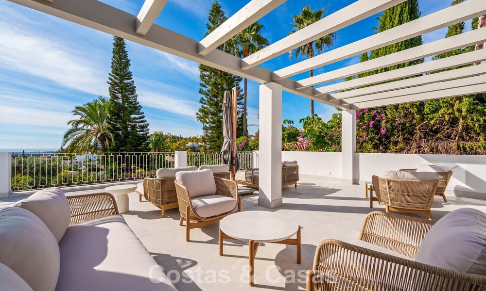 Eersteklas gerenoveerde luxevilla te koop, in een geprefereerde gemeenschap in La Quinta, Marbella - Benahavis 790262