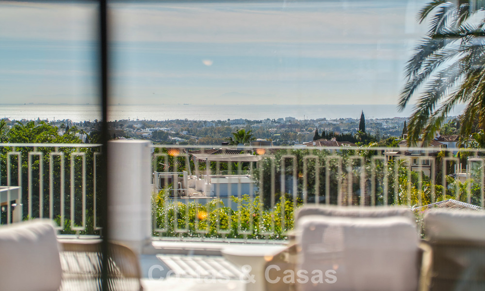 Eersteklas gerenoveerde luxevilla te koop, in een geprefereerde gemeenschap in La Quinta, Marbella - Benahavis 790264