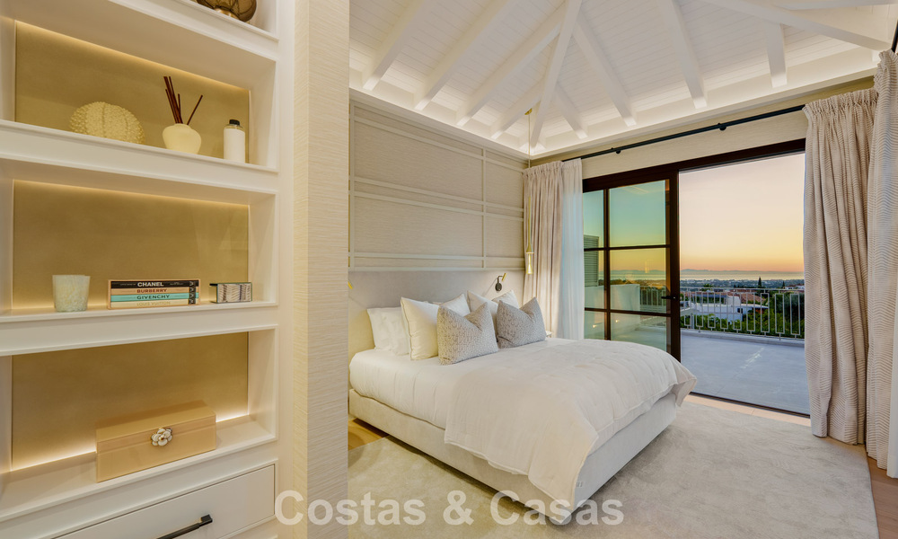 Eersteklas gerenoveerde luxevilla te koop, in een geprefereerde gemeenschap in La Quinta, Marbella - Benahavis 790268