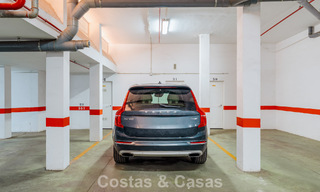 Modern gerenoveerd appartement te koop in een schitterend Sierra Blanca complex op de Golden Mile in Marbella 790301 