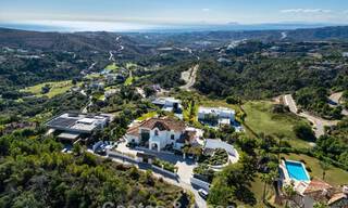 Mediterrane luxevilla met een klassieke architectuur te koop en zeezicht in het Marbella Club Resort in Benahavis 790329 